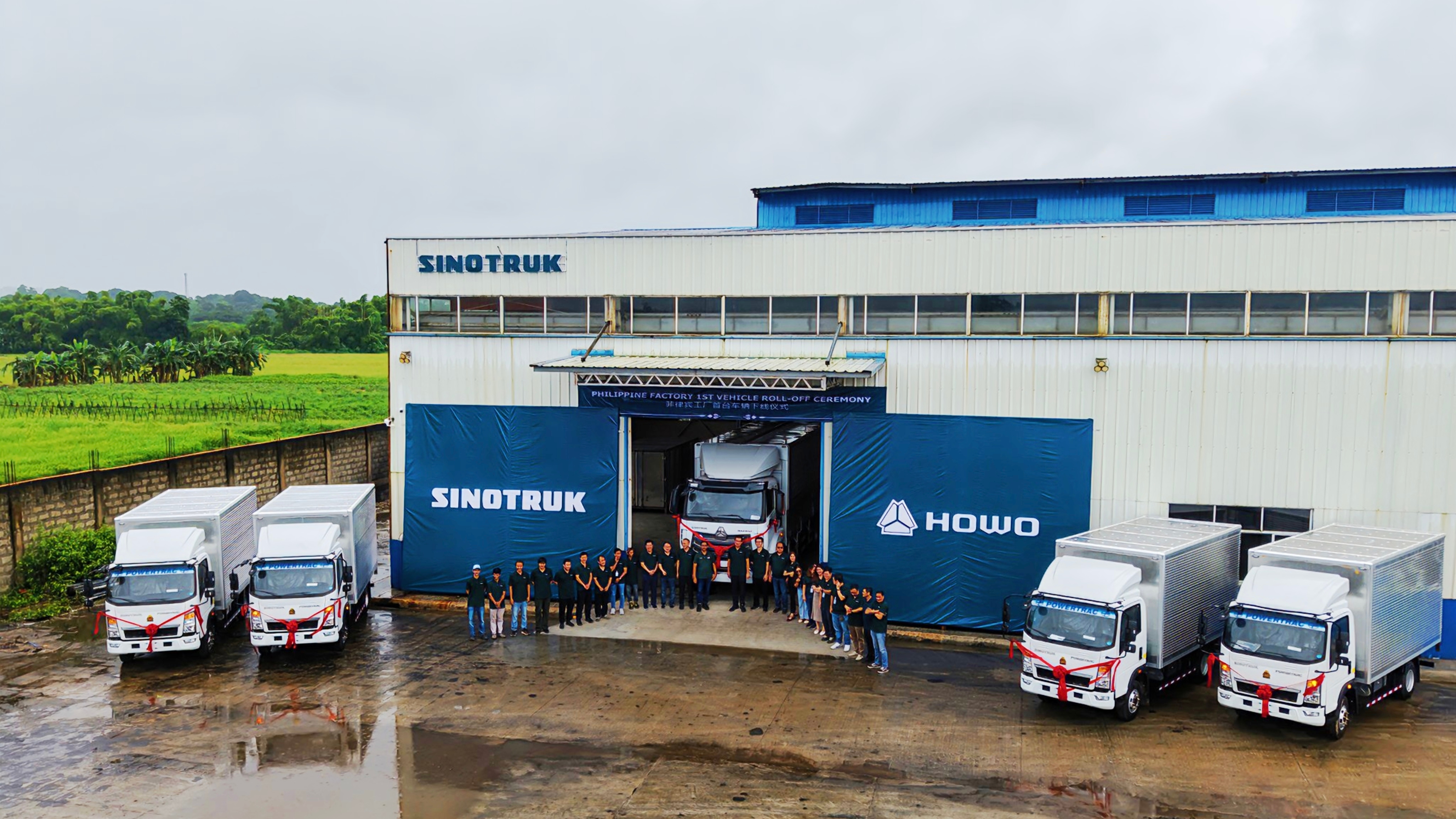 中國重汽菲律賓組裝廠首輛整車成功下線